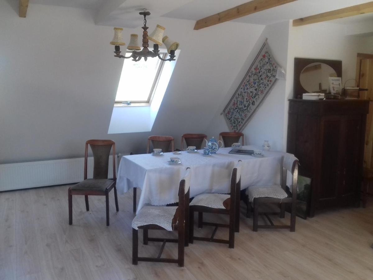 Izdebka W Zaciszu Bed & Breakfast Czarna Dabrowka Luaran gambar