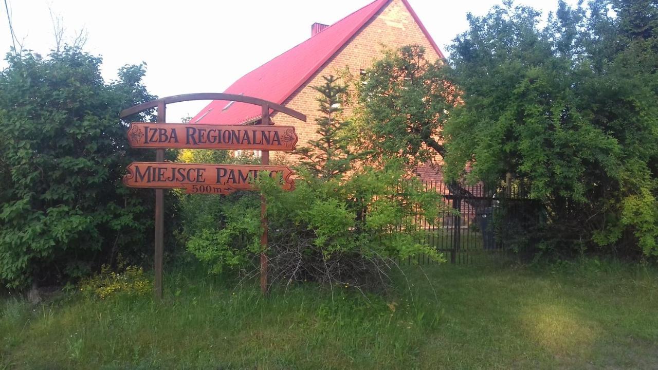 Izdebka W Zaciszu Bed & Breakfast Czarna Dabrowka Luaran gambar